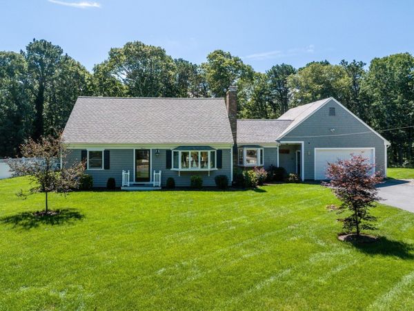 11 Captain Prestons Rd, Dennis, MA 02638