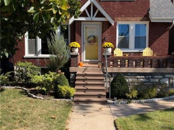 5981 N Cuba Court , St Louis, MO 63139