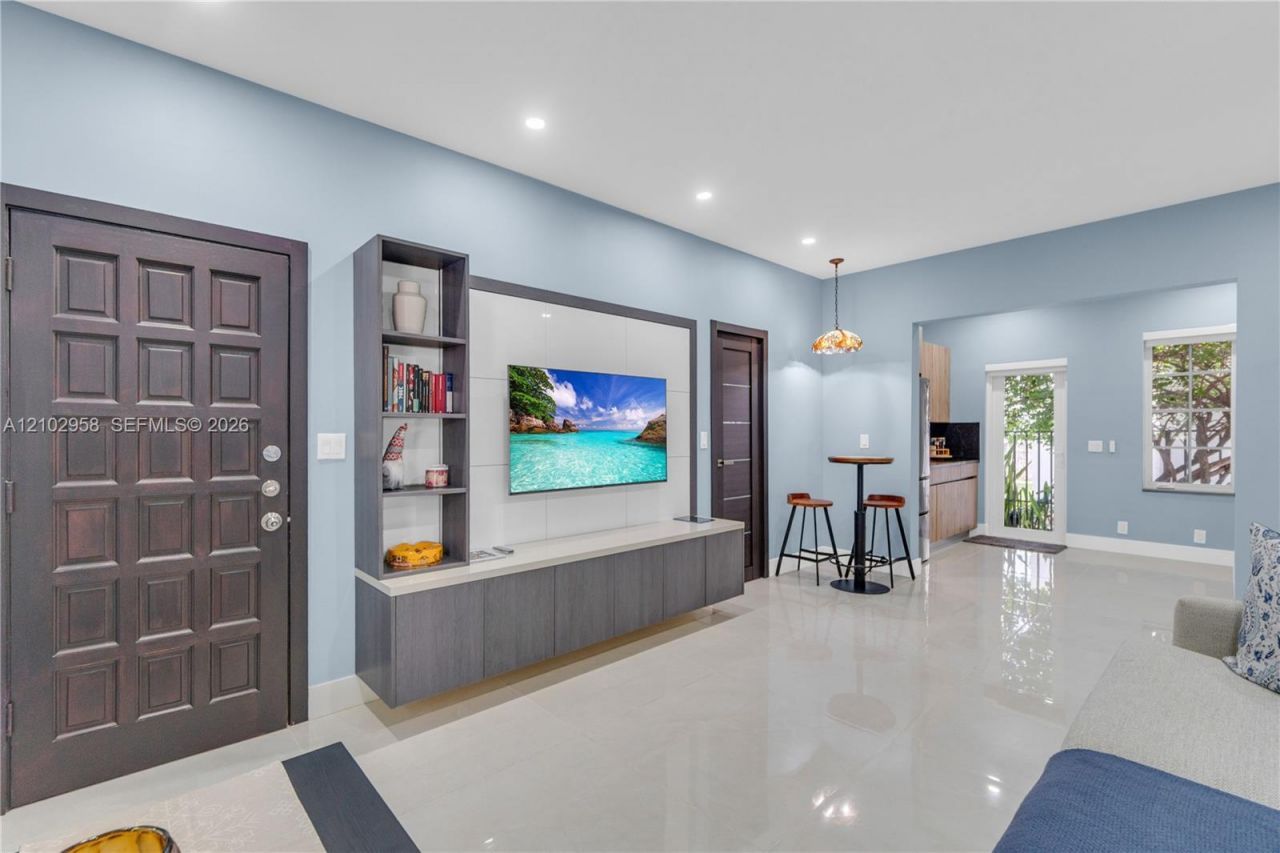 1569 Euclid Ave, Unit 7, Miami Beach, FL 33139 Photo