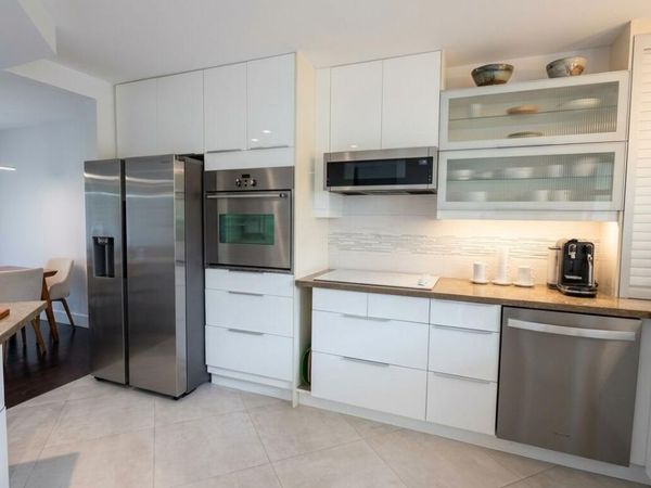 5900 Camino Del Sol, Unit 302, Boca Raton, FL 33433