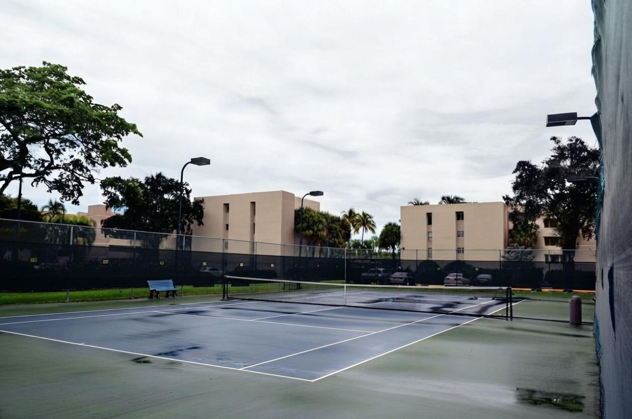 5900 Camino Del Sol, Unit 302, Boca Raton, FL 33433 Photo