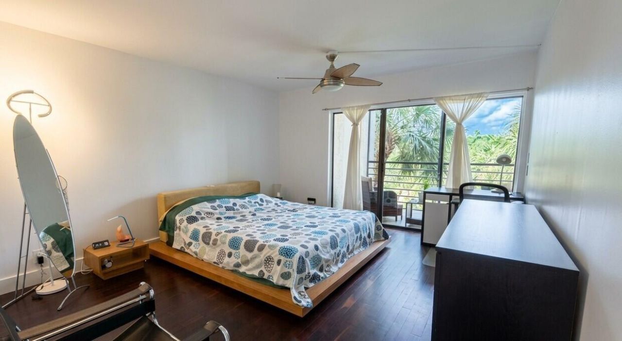 5900 Camino Del Sol, Unit 302, Boca Raton, FL 33433 Photo