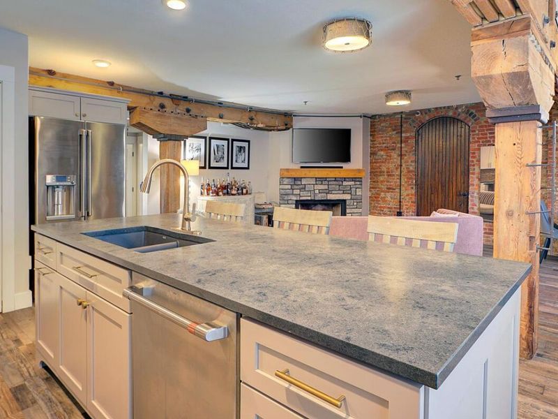 51 W Blenkner Street, Unit 108, Columbus, OH 43215 Photo 9