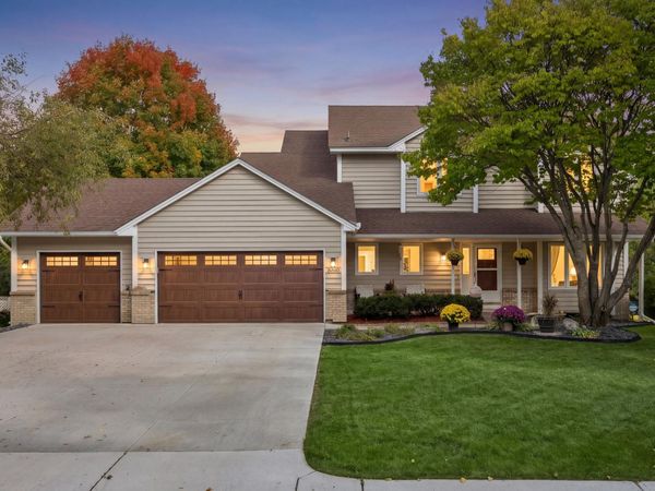 8860 Everest Lane N, Maple Grove, MN 55311