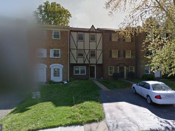14823 HOXTON SQUARE, CENTREVILLE, VA 20120