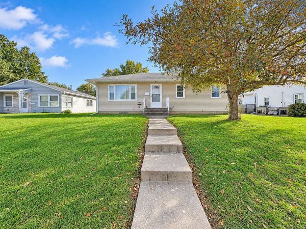 1541 Florence Lane , Davenport, IA 52804