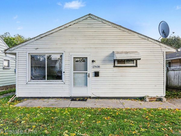 17608 Flora Street, Melvindale, Mi 48122