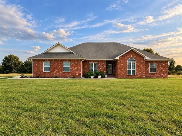294 Stoneridge Circle , Russellville, AR 72802