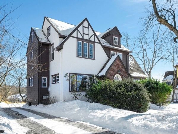 142 N Passaic, Chatham, NJ 07928