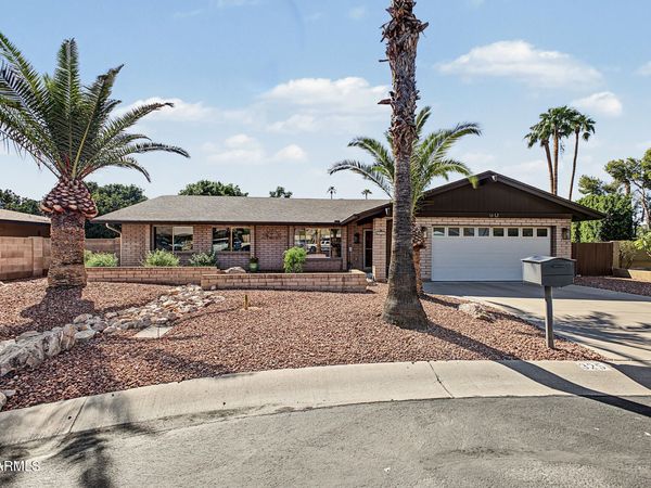 325 W PACIFICO Circle, Litchfield Park, AZ 85340