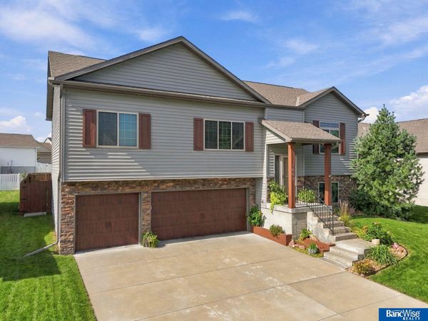 1641 Torreys Drive, Lincoln, NE 68521