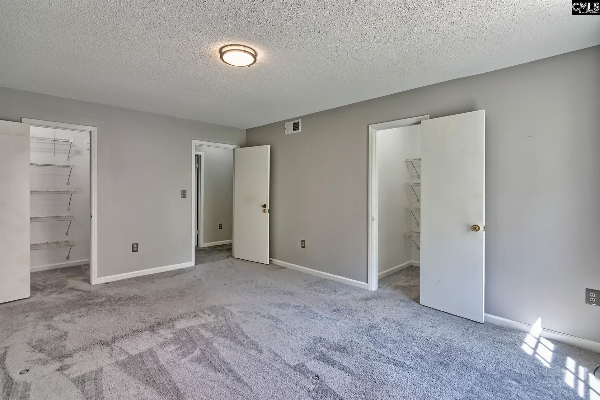 5516 Lakeshore Drive  Photo 22