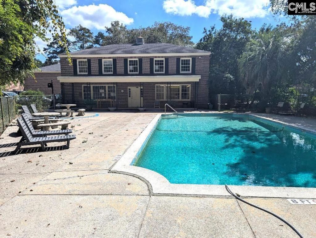 5516 Lakeshore Drive  Photo 25