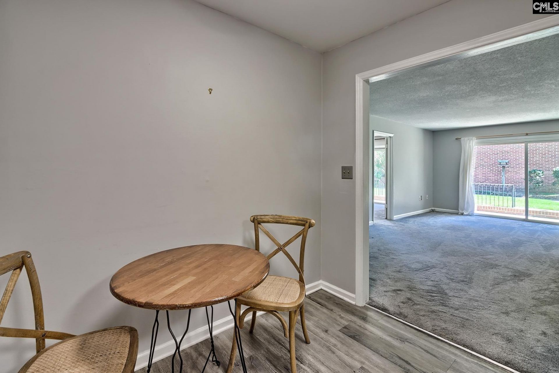 5516 Lakeshore Drive  Photo 8