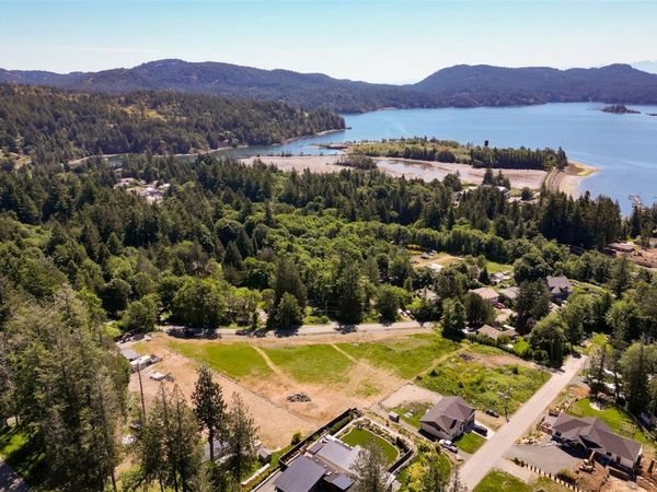 2086 Harbourview Rd , Sooke, BC V9Z 2A1