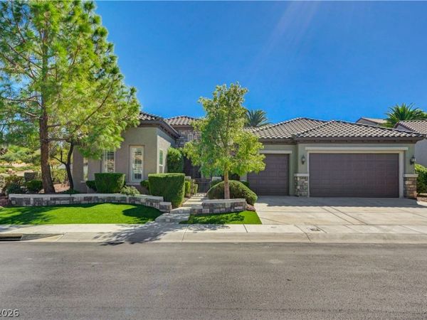 2365 Fayetteville Avenue , Henderson, NV 89052