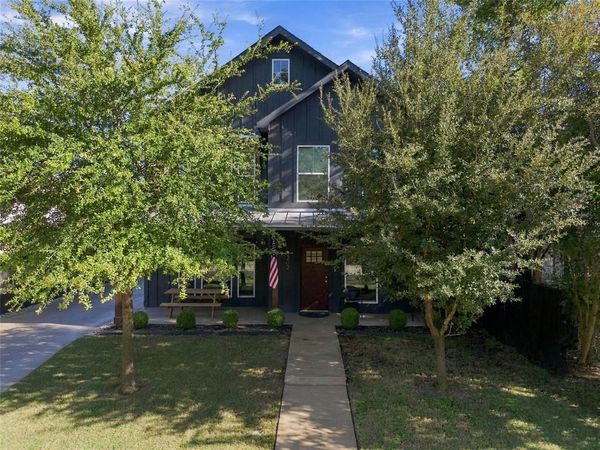 1302 Bagby Avenue, Waco, TX 76706
