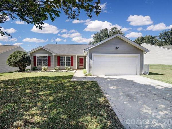 137 Bosburg Drive, Mooresville, NC 28115