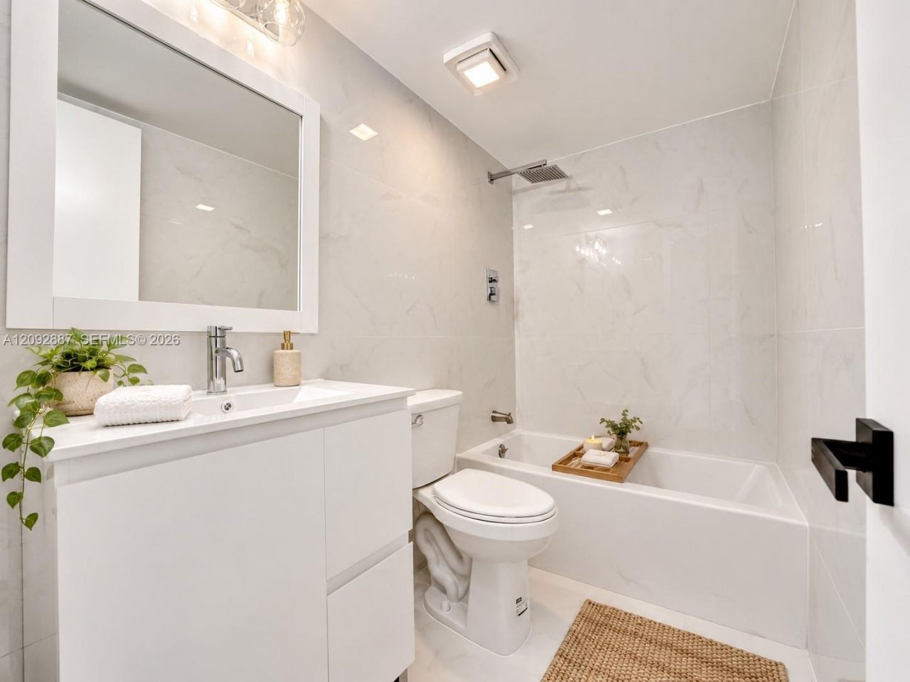641 Mockingbird Ln, Plantation, FL 33324 Photo