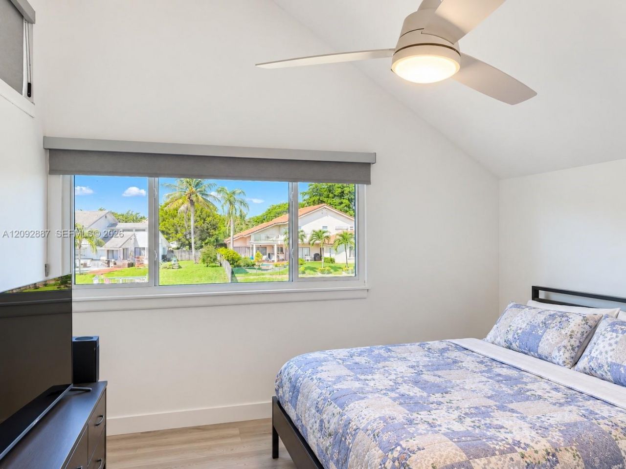 641 Mockingbird Ln, Plantation, FL 33324 Photo