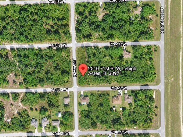 2510 71st St W , Lehigh Acres, FL 33971