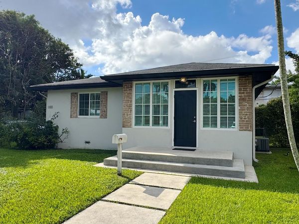 133 SE 2nd Street, Dania Beach, FL 33004