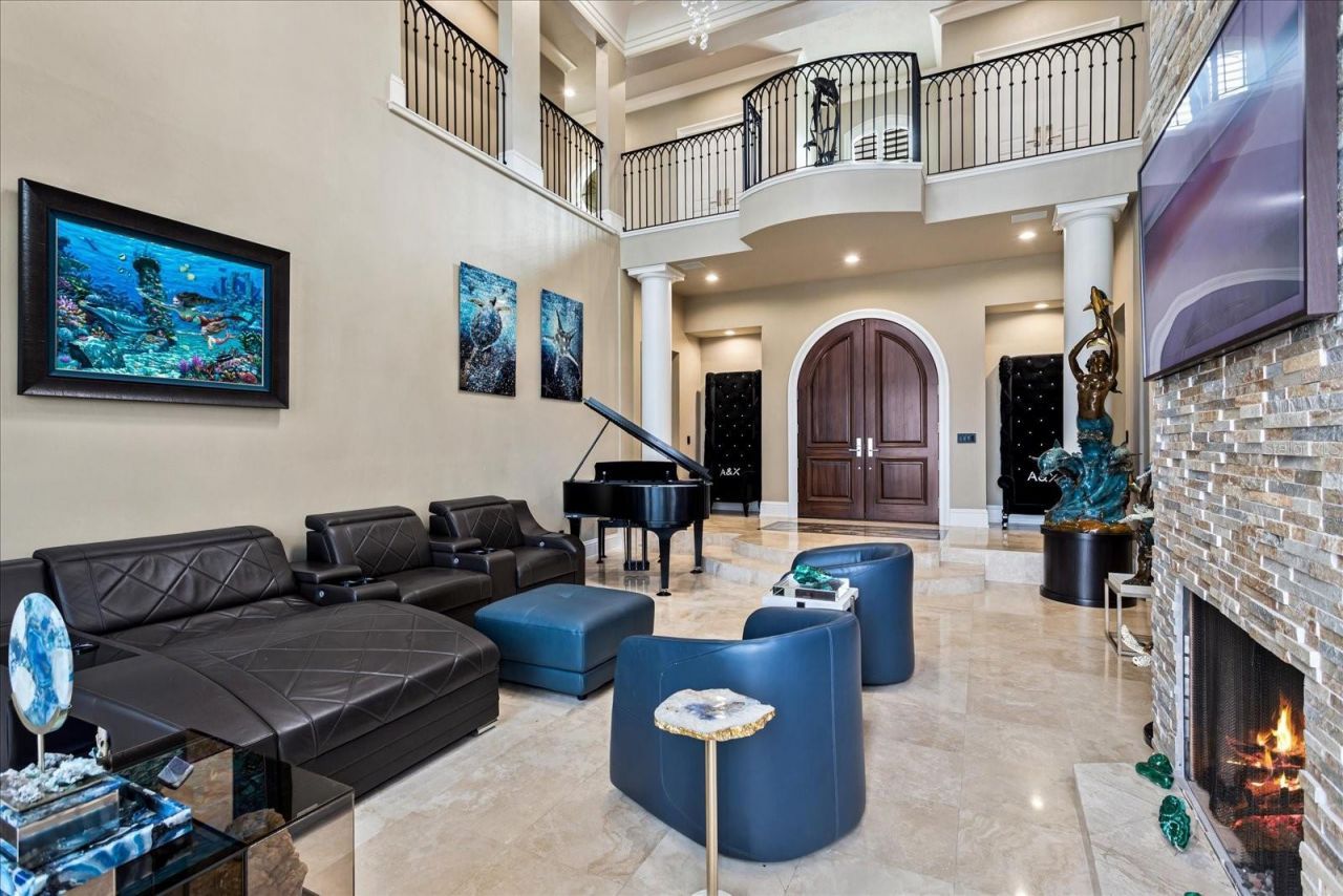 7500 Daetwyler Drive, Belle Isle, FL 32812 Photo