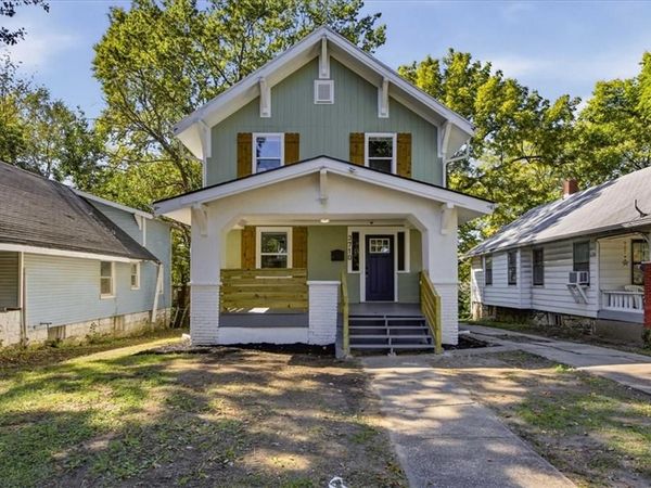 3710 Agnes Avenue, Kansas City, MO 64128