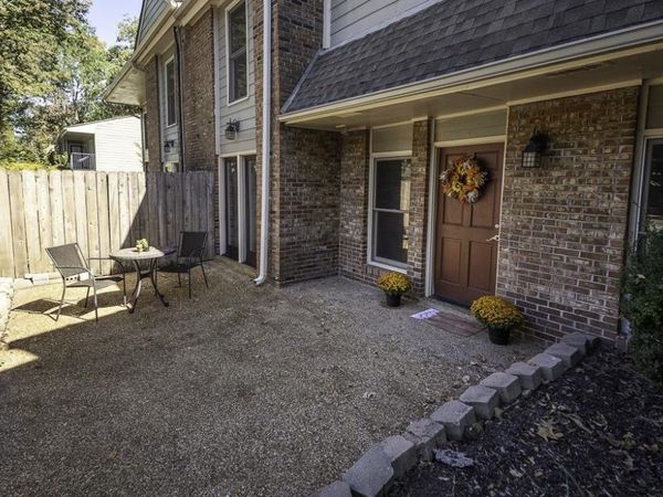 698 HOTCHKISS BLVD, Memphis, TN 38104