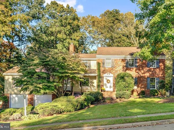 12 TWINING LANE, EWING TWP, NJ 08628