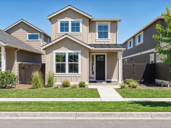 20901 SE Denver Drive, Bend, OR 97702