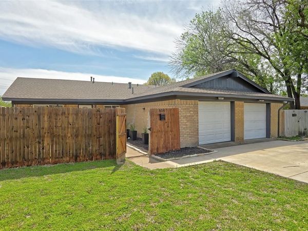 612 Royal Crest Drive , Richardson, TX 75081