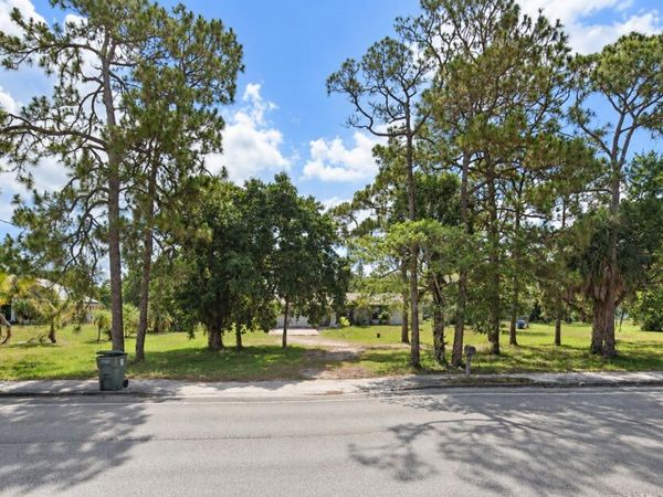 4810 ROYAL PALM BEACH Boulevard, The Acreage, FL 33411