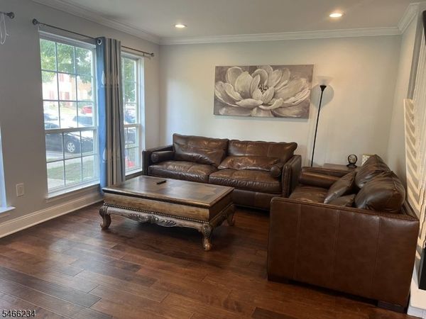 77 Balboa Ln, Franklin, NJ 08823