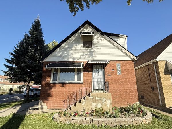 4401 S Homan Avenue, Chicago, IL 60632