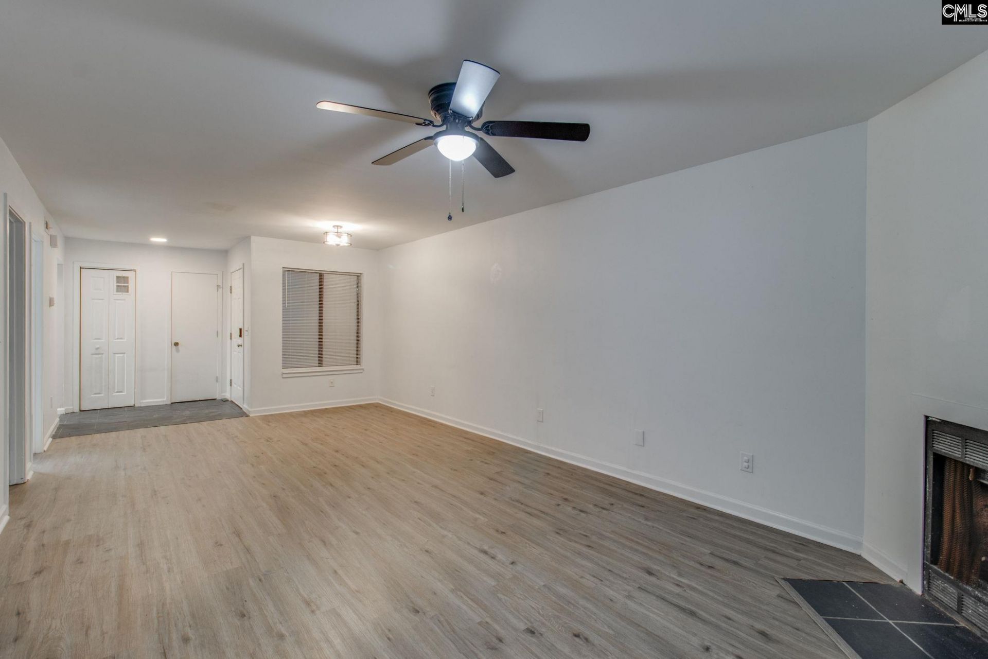 1003 Village Creek Drive  Photo 8
