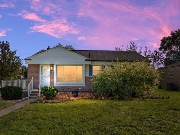 29511 Grandon Street, Livonia, MI 48150