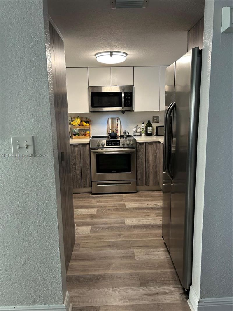 18859 NW 86th Ave, Unit 3305, Hialeah, FL 33015 Photo