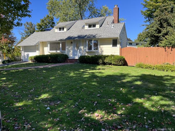 4 Elmont Lane , East Northport, NY 11731