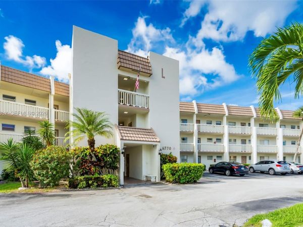 6770 Royal Palm Blvd , Unit 211L, Margate, FL 33063