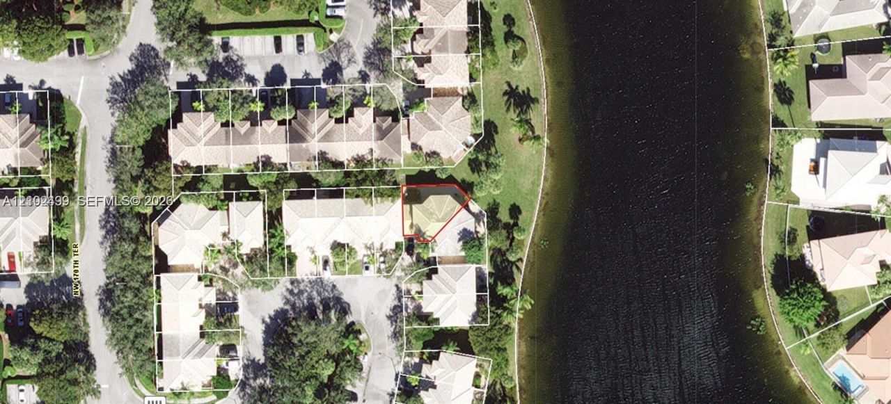 667 NW 170th Ter , Unit 667, Pembroke Pines, FL 33028 Photo