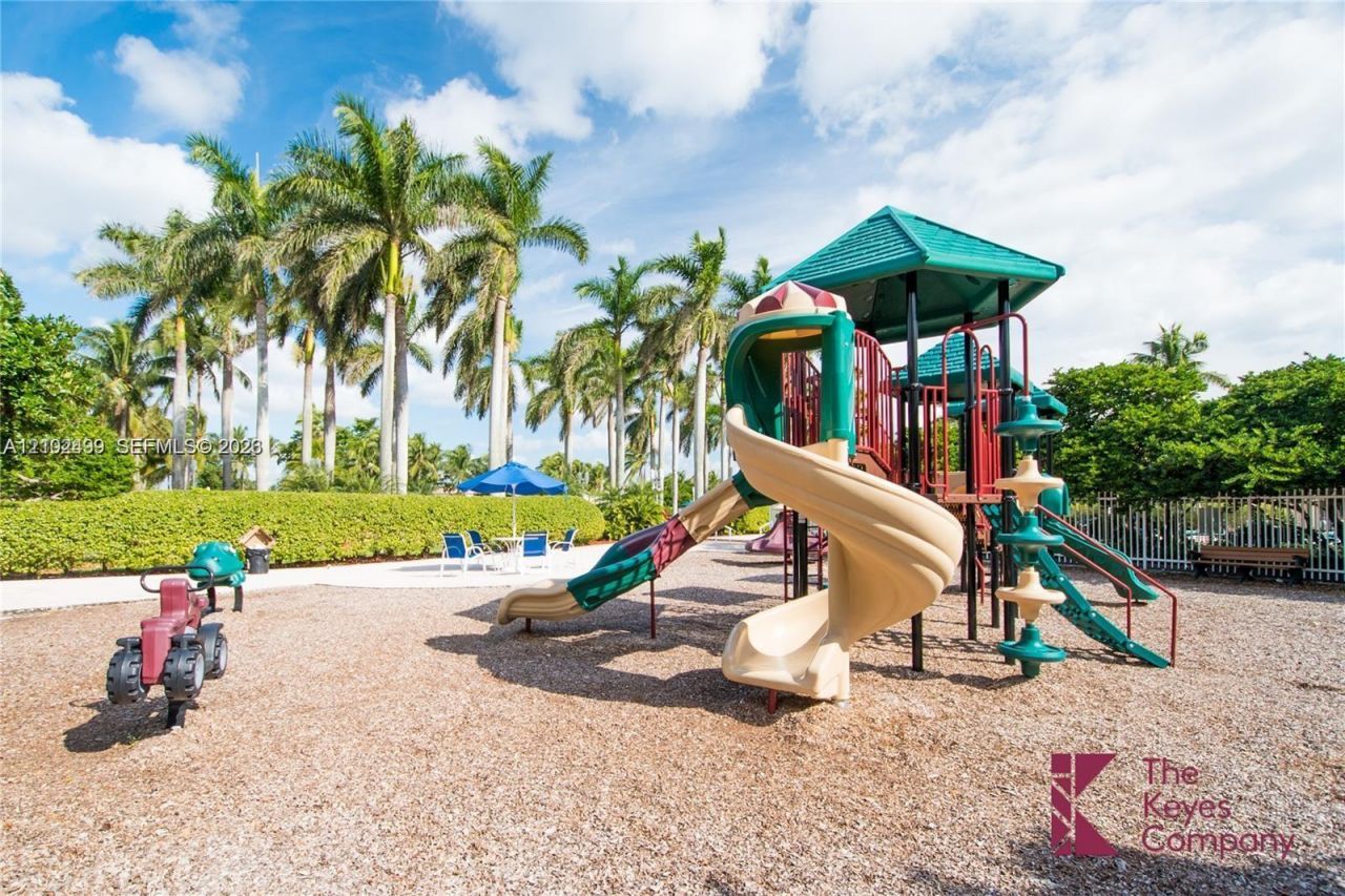 667 NW 170th Ter , Unit 667, Pembroke Pines, FL 33028 Photo