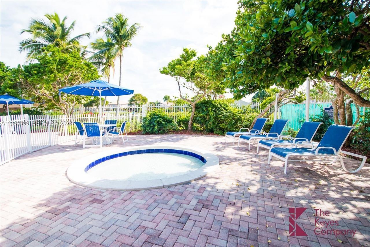667 NW 170th Ter , Unit 667, Pembroke Pines, FL 33028 Photo