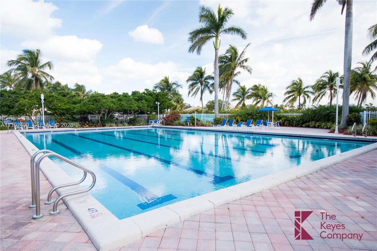 667 NW 170th Ter , Unit 667, Pembroke Pines, FL 33028 Photo