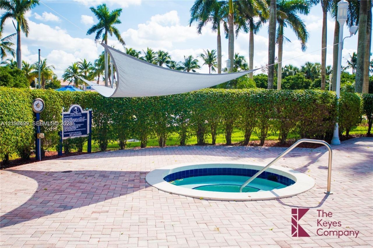 667 NW 170th Ter , Unit 667, Pembroke Pines, FL 33028 Photo