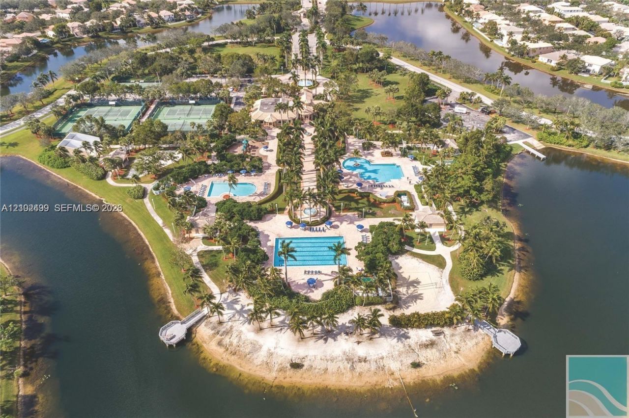 667 NW 170th Ter , Unit 667, Pembroke Pines, FL 33028 Photo