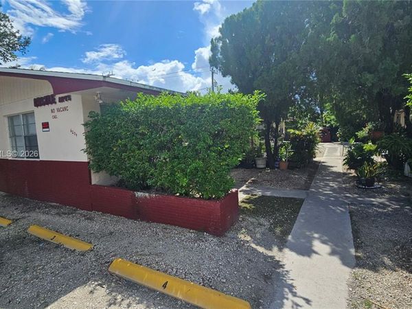 6204 Dewey St , Unit 4, Hollywood, FL 33023
