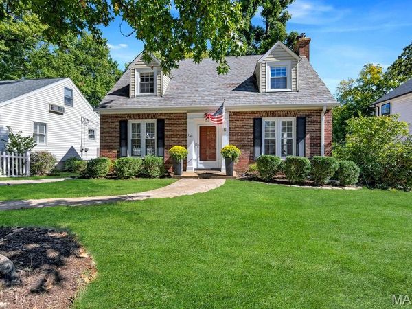 130 N Holmes Avenue , St Louis, MO 63122