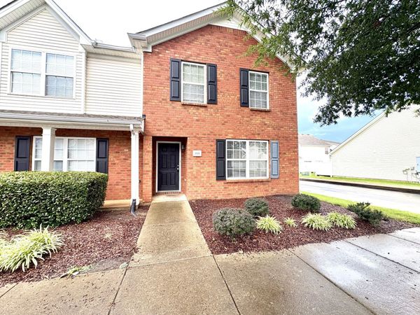 1008 Sitting Bull Xing , Murfreesboro, TN 37128