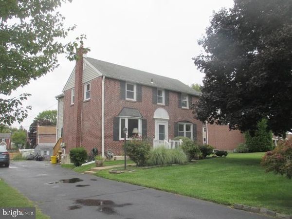 207 INDIAN ROCK DRIVE, SPRINGFIELD, PA 19064